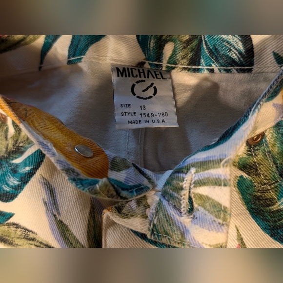 Women's Michael G shorts. Sz. 13. Like New. - Picture 4 of 4